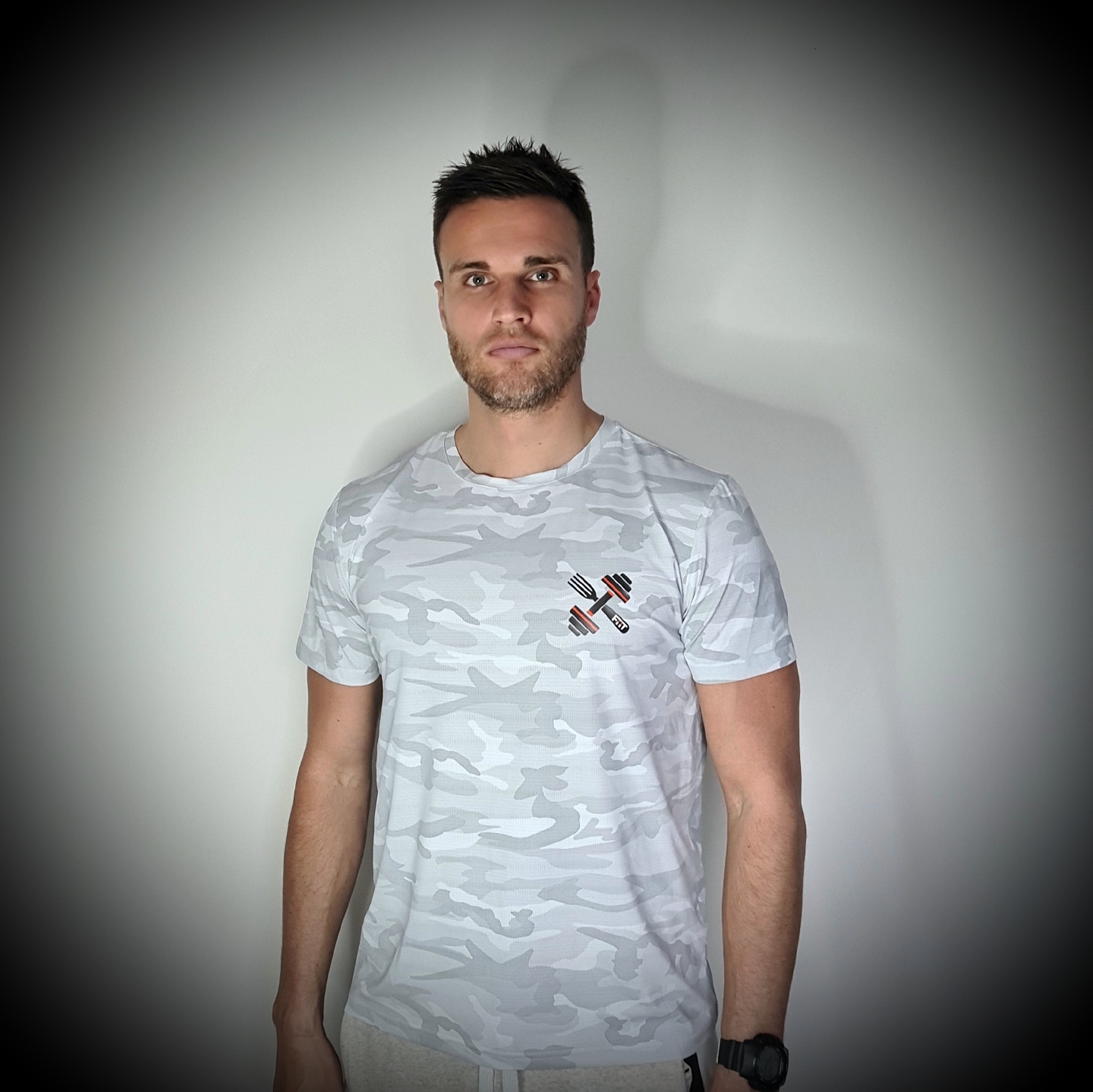 photo princilpale T-shirt FiiT camouflage Fitnessavoda